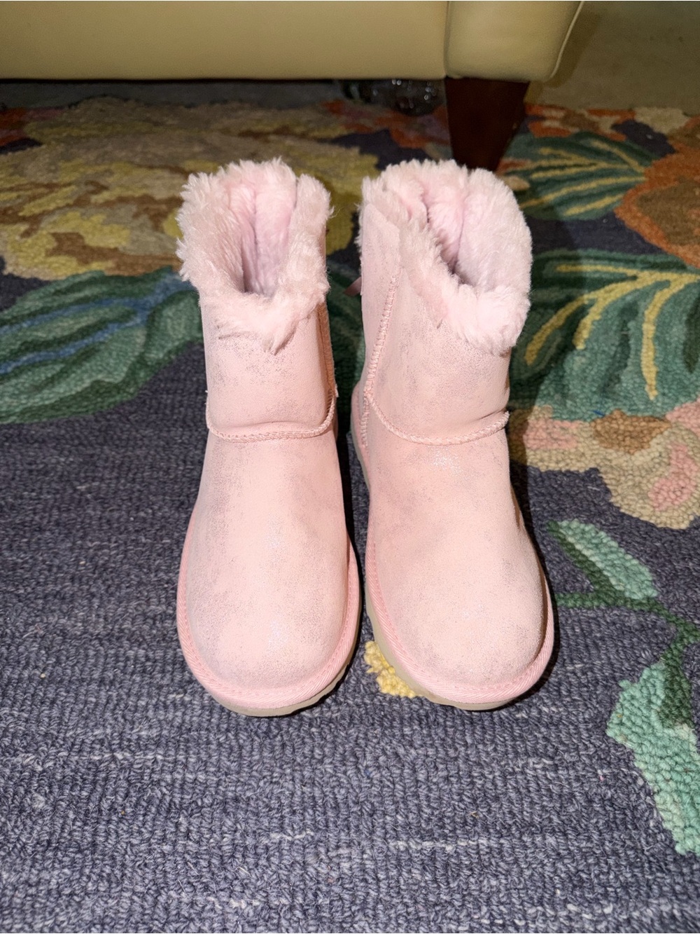 EUG UGG Kids Light Pink Faux Fur Booties